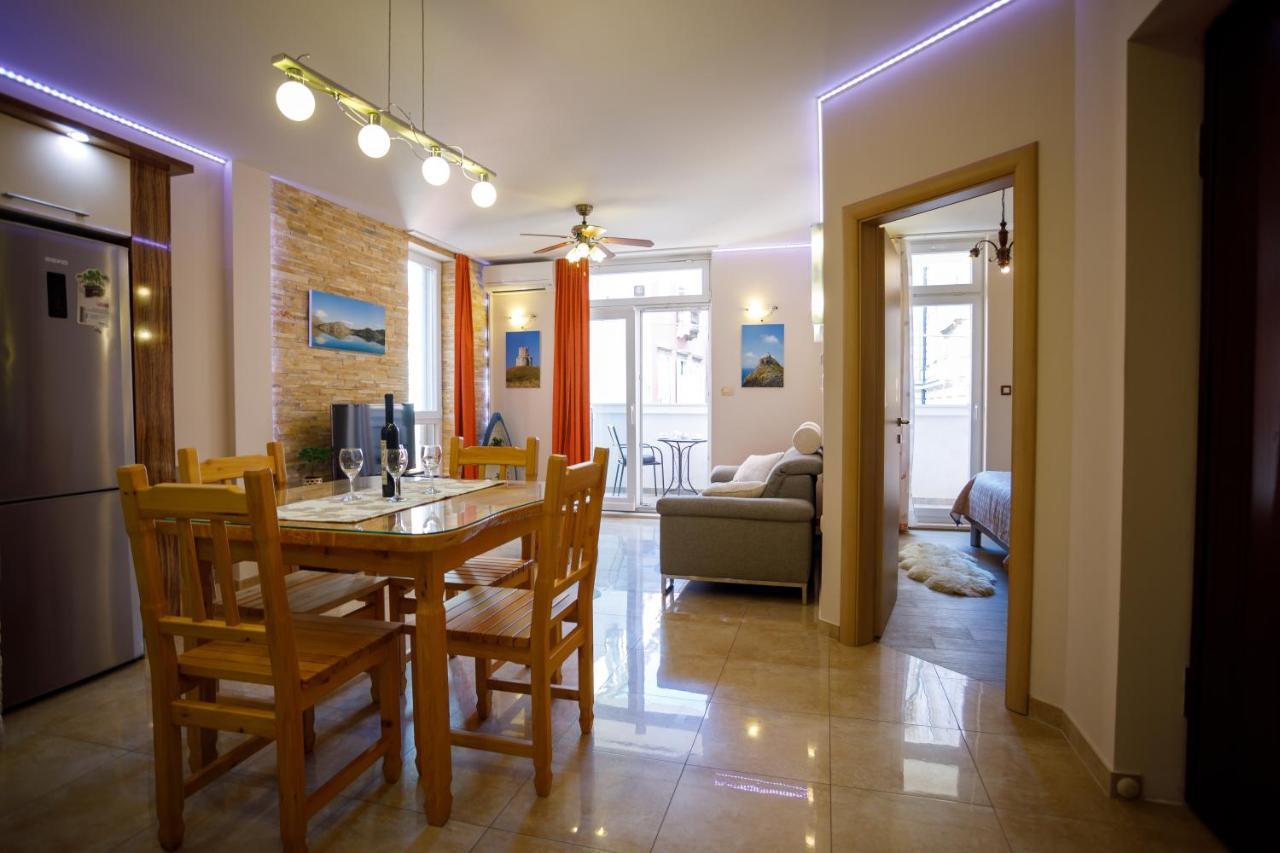 Apartment Centrum Zara Esterno foto